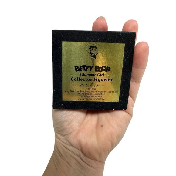 new BETTY BOOP collector figurine danbury mint GLAMOUR GIRL - Picture 5 of 5